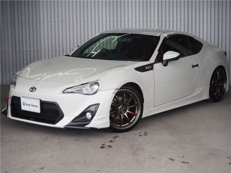 TOYOTA 86