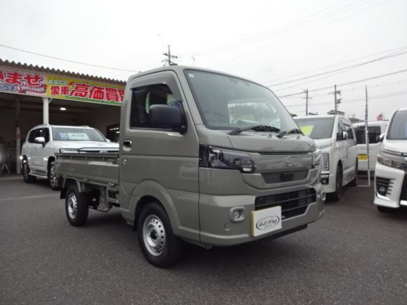 NISSAN CLIPPER TRUCK