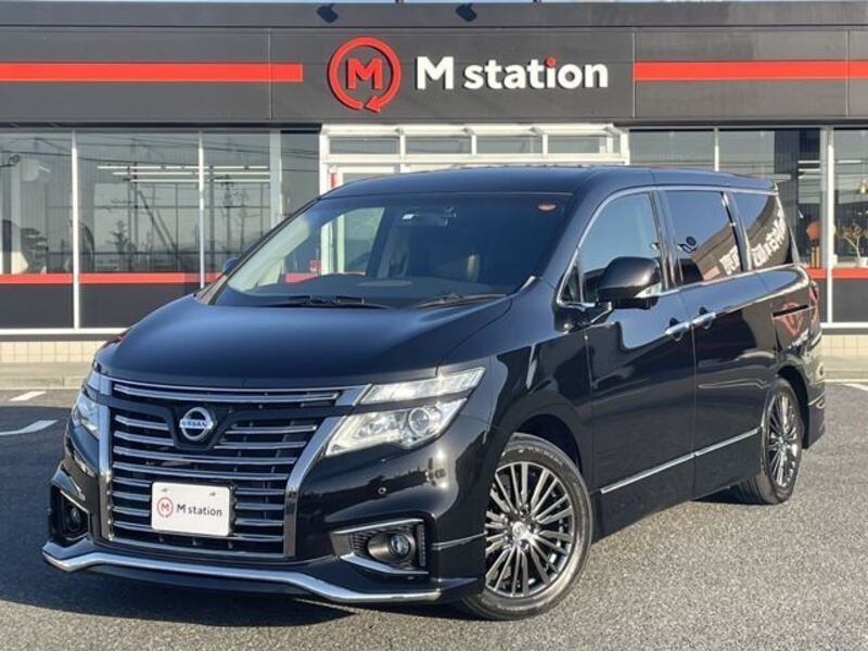 NISSAN ELGRAND