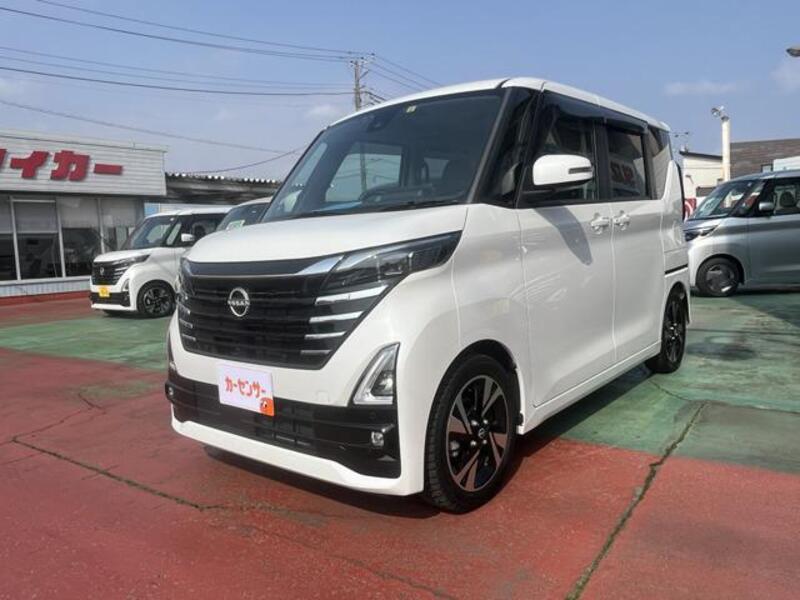 NISSAN ROOX