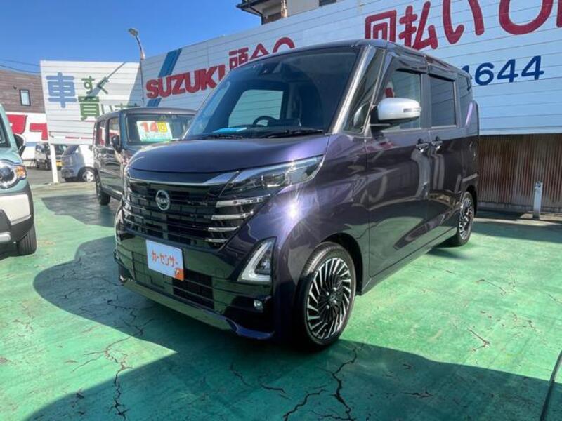 NISSAN ROOX