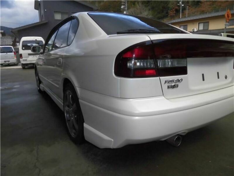 LEGACY B4