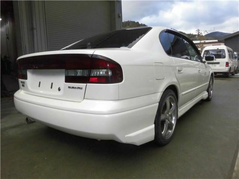 LEGACY B4