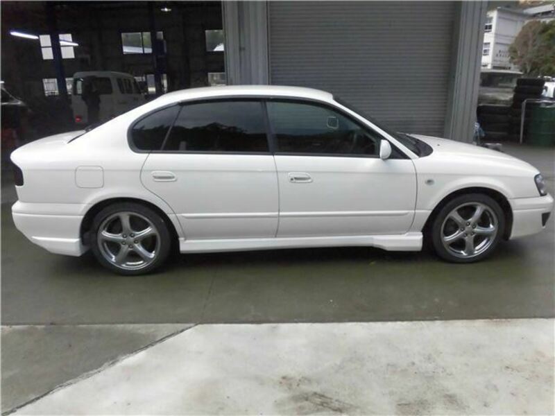 LEGACY B4