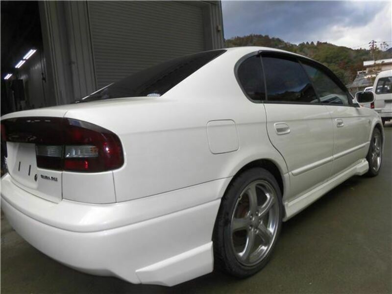 LEGACY B4