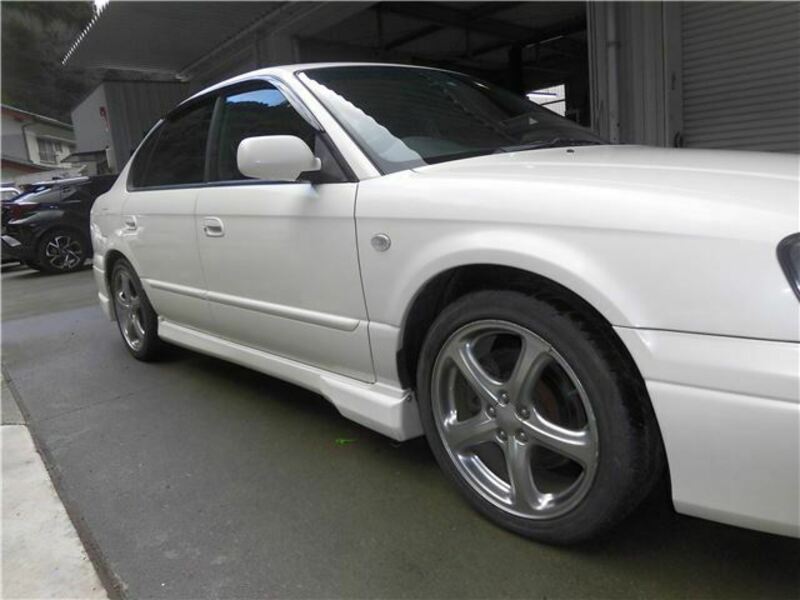 LEGACY B4
