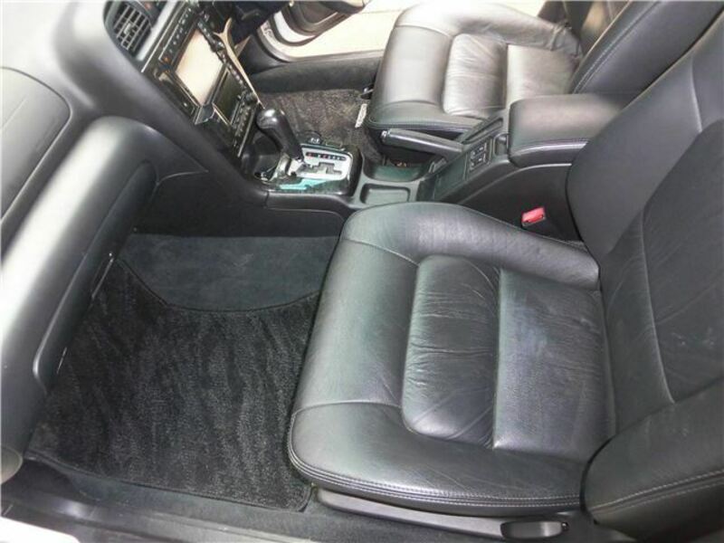 LEGACY B4
