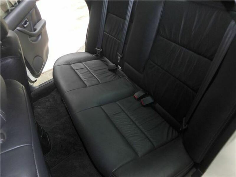 LEGACY B4