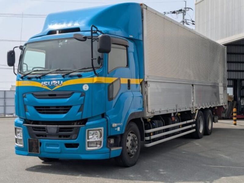ISUZU GIGA