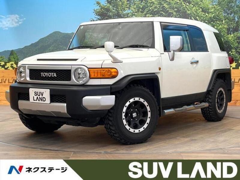 TOYOTA FJ CRUISER
