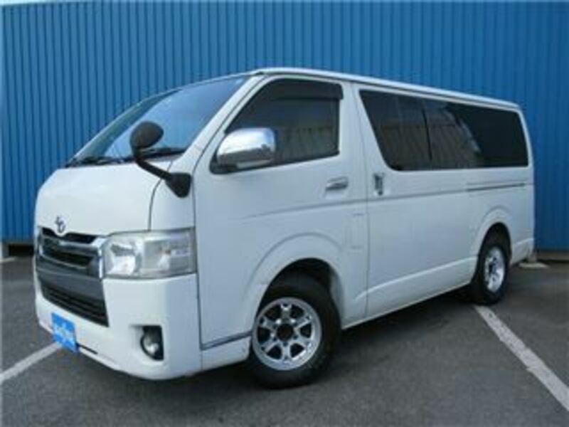 HIACE VAN-1