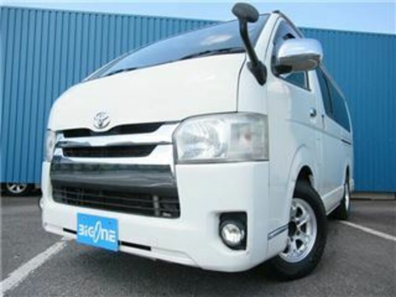 HIACE VAN-6