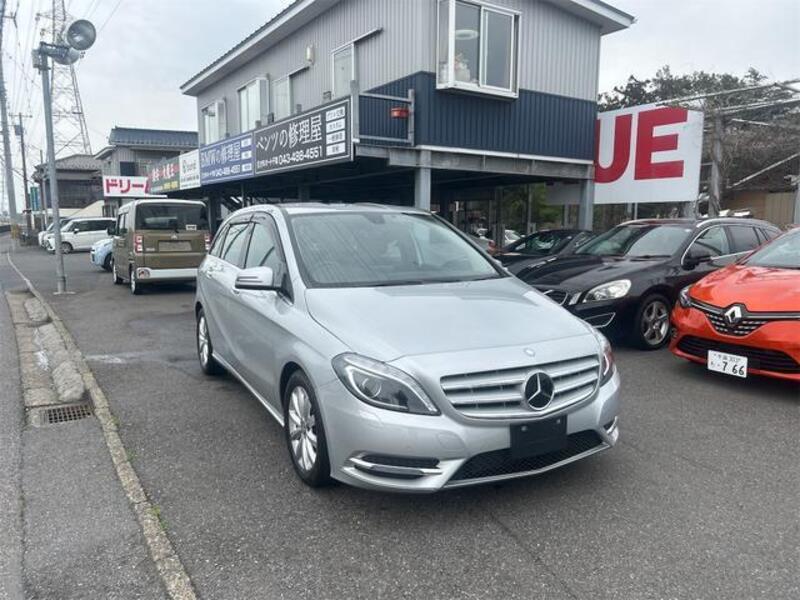 MERCEDES-BENZ B-CLASS