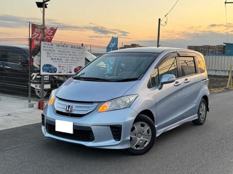 HONDA FREED HYBRID