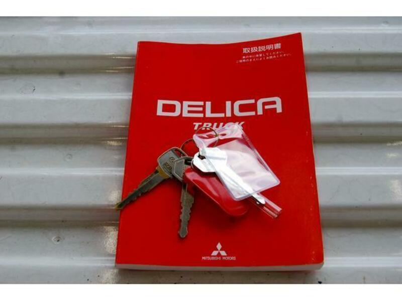 DELICA TRUCK-8