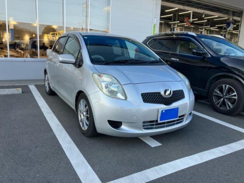 TOYOTA VITZ