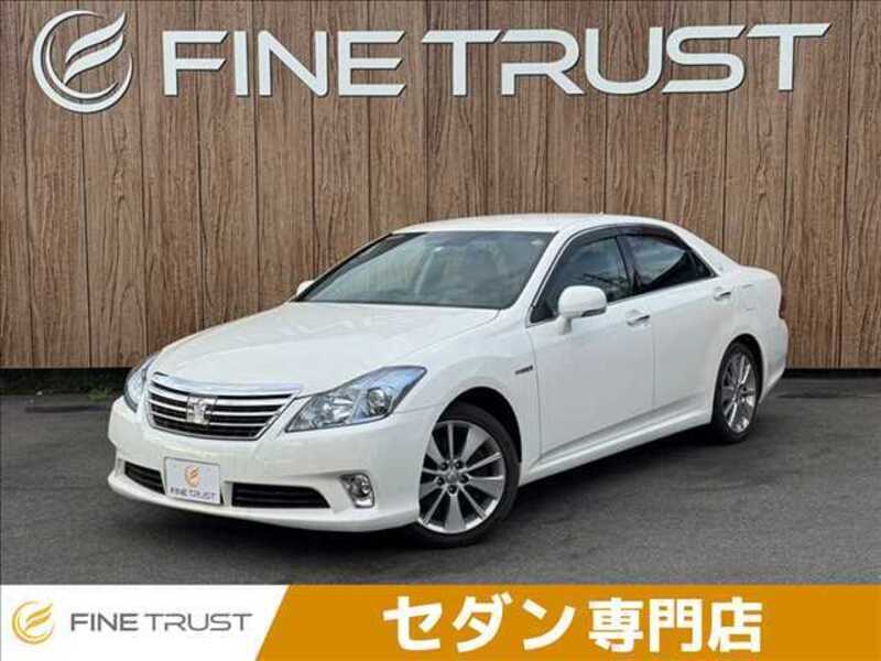 TOYOTA CROWN