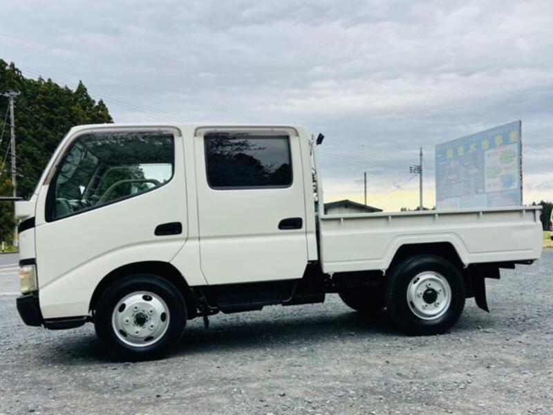 TOYOTA DYNA TRUCK