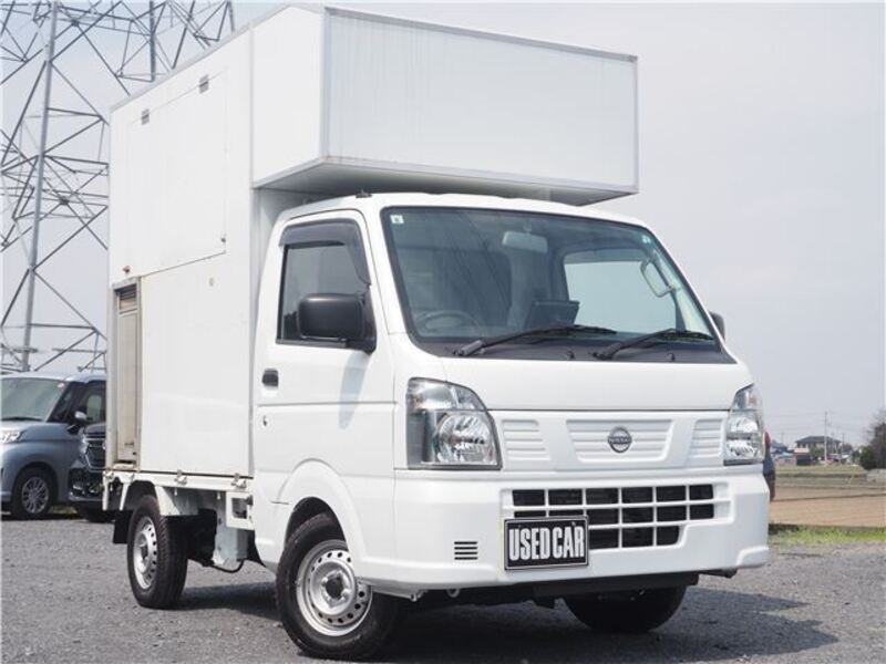 NISSAN CLIPPER TRUCK