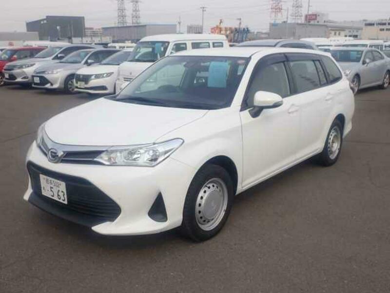 Toyota corolla fielder nze164g