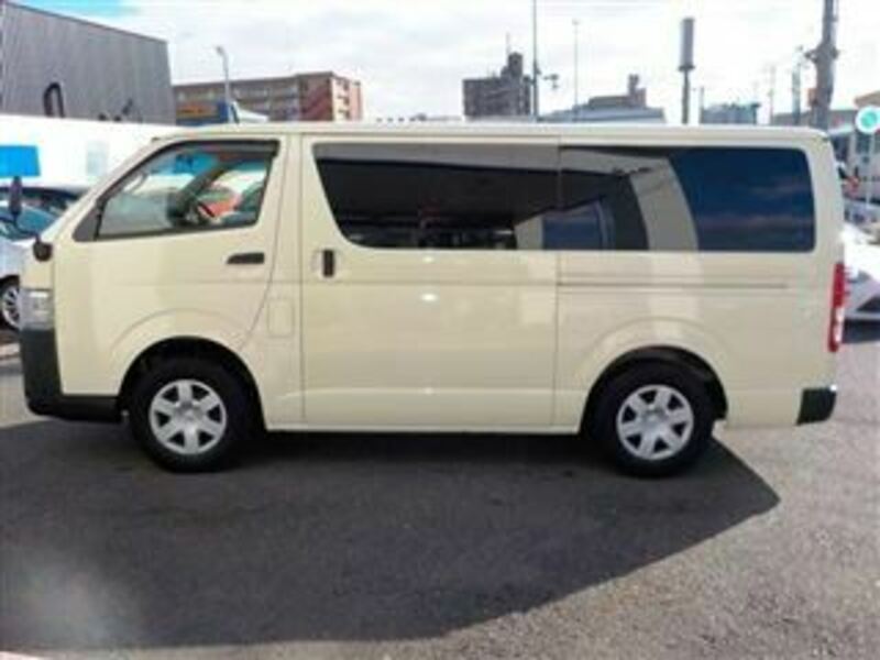 HIACE VAN-8