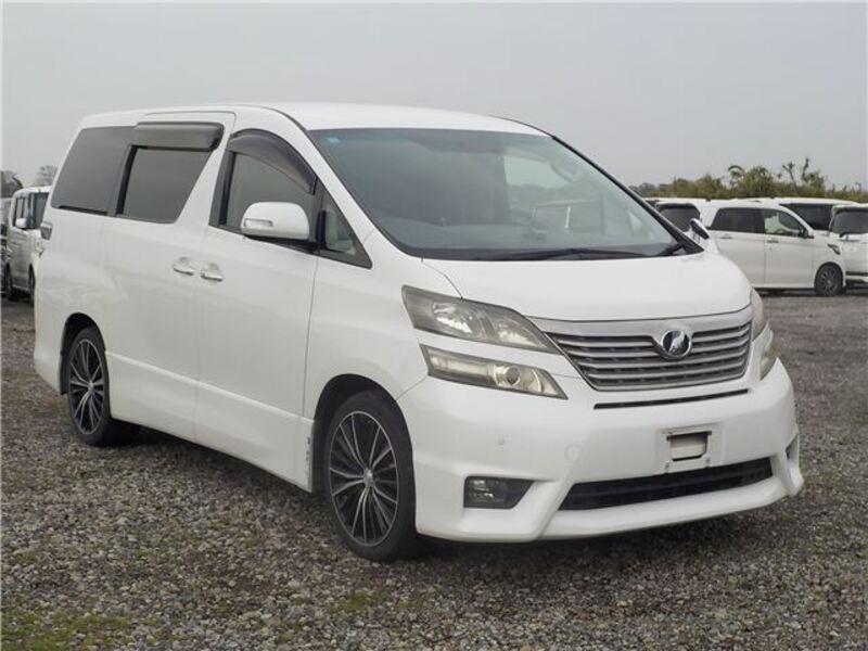 TOYOTA VELLFIRE