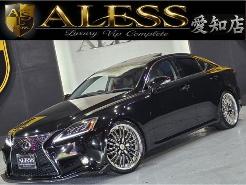 LEXUS IS