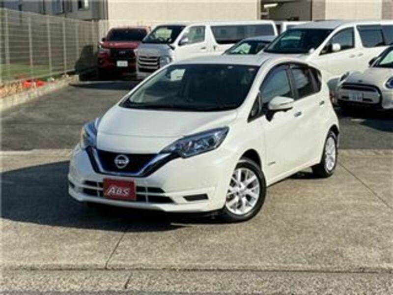 NISSAN　NOTE