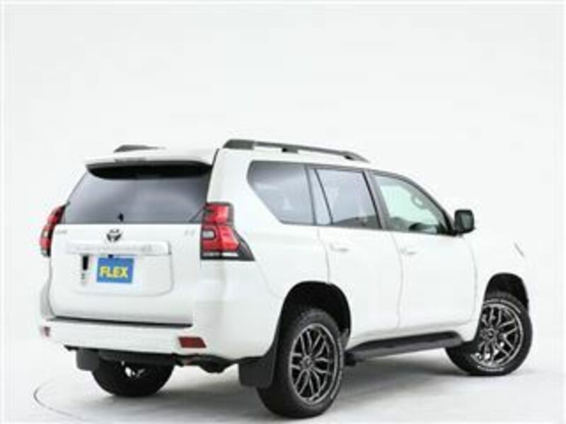 LAND CRUISER PRADO-1