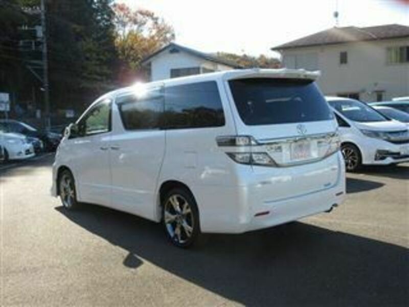 VELLFIRE-2