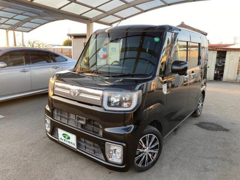 TOYOTA PIXIS MEGA