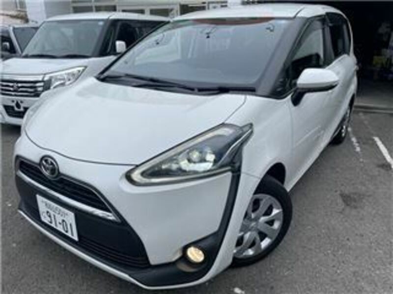 TOYOTA　SIENTA