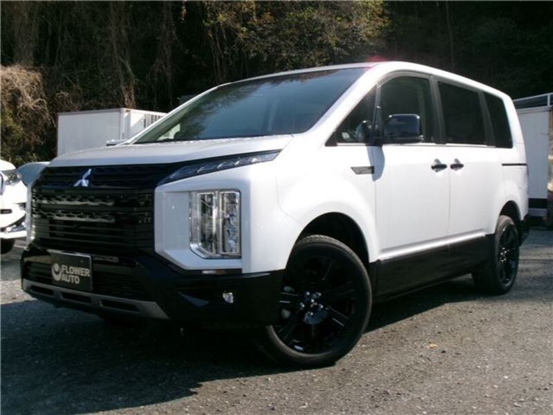 MITSUBISHI DELICA D5