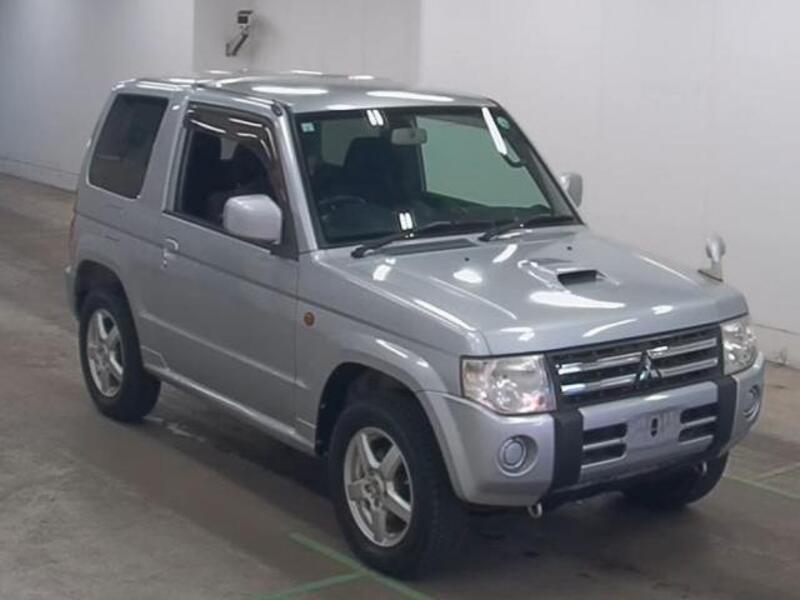 MITSUBISHI PAJERO MINI