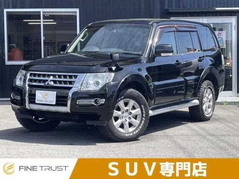 MITSUBISHI PAJERO