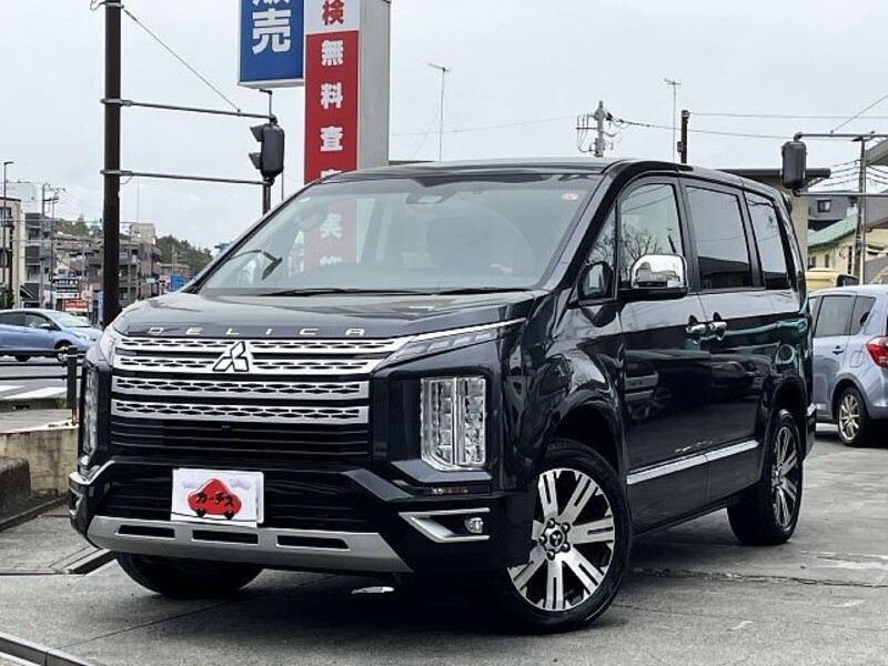 MITSUBISHI DELICA D5