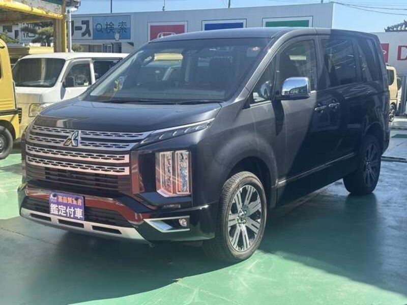 MITSUBISHI DELICA D5