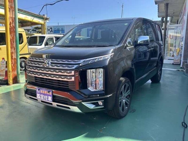 MITSUBISHI DELICA D5