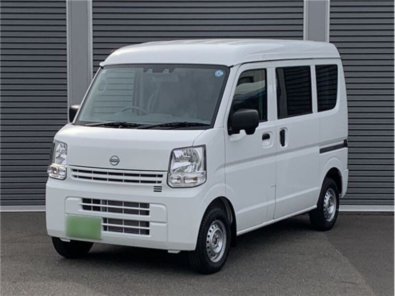NISSAN CLIPPER VAN