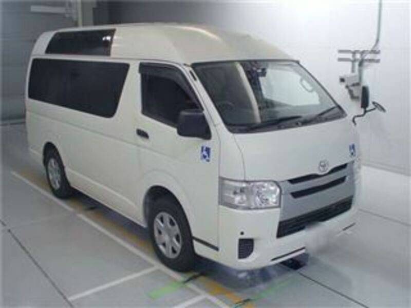 HIACE VAN-4