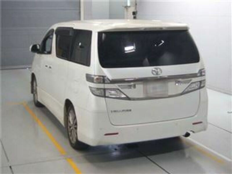 VELLFIRE-5