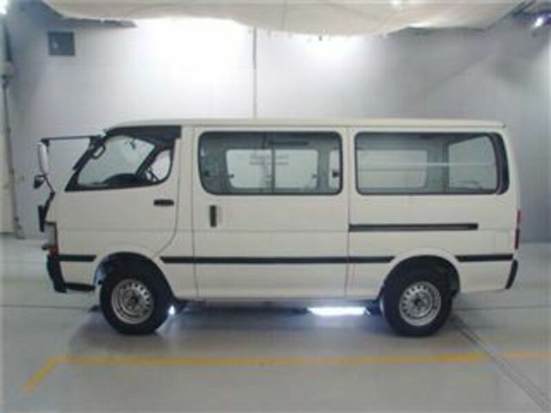 HIACE VAN-3