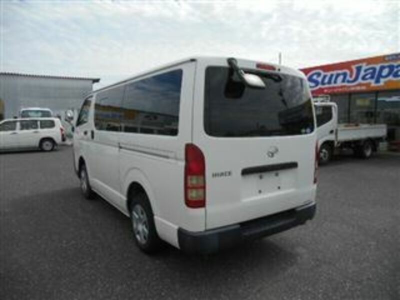 HIACE VAN-1