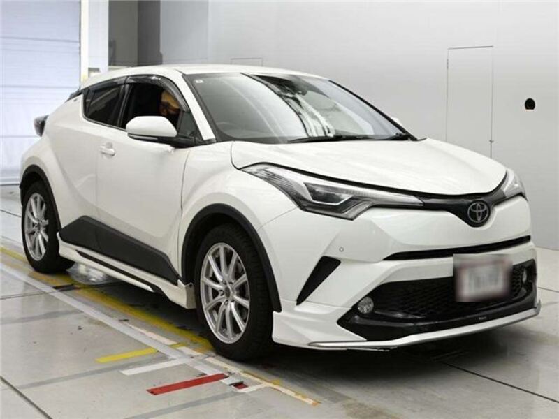 TOYOTA C-HR