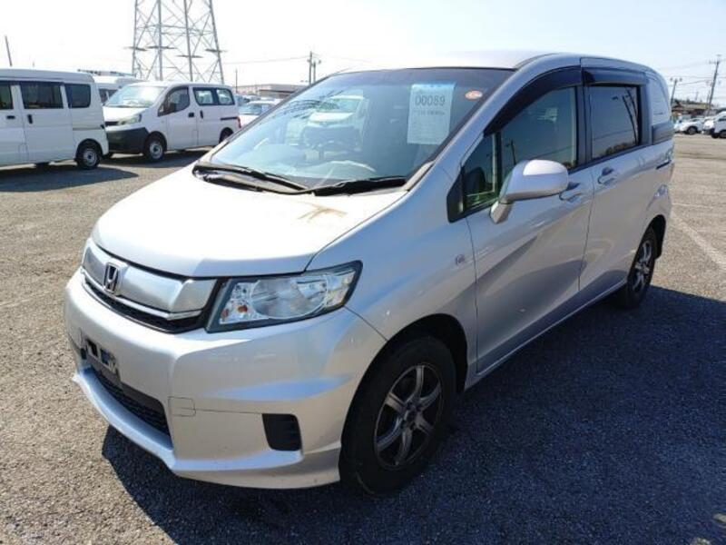 HONDA FREED SPIKE