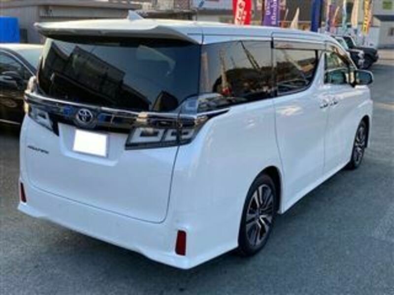 VELLFIRE-5