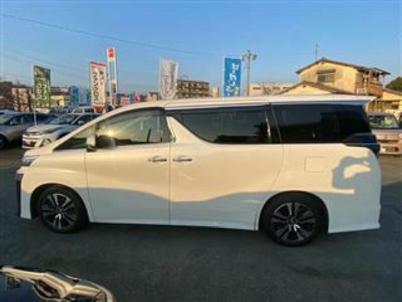 VELLFIRE-8