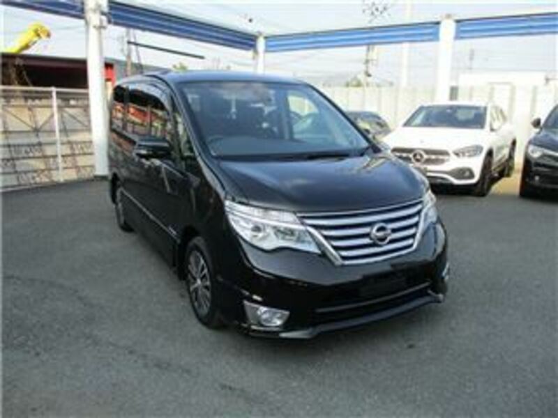 NISSAN　SERENA