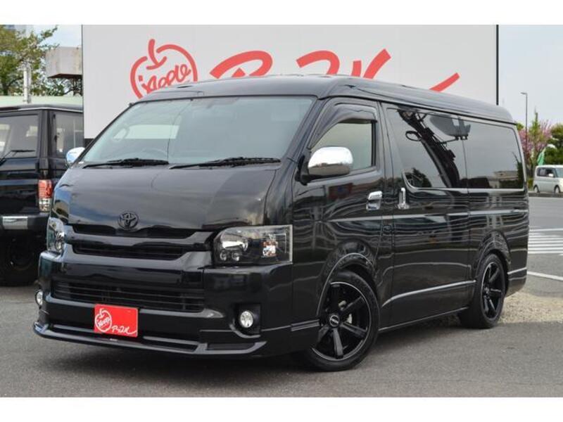 TOYOTA HIACE WAGON