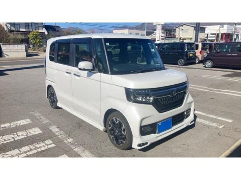 HONDA N BOX CUSTOM